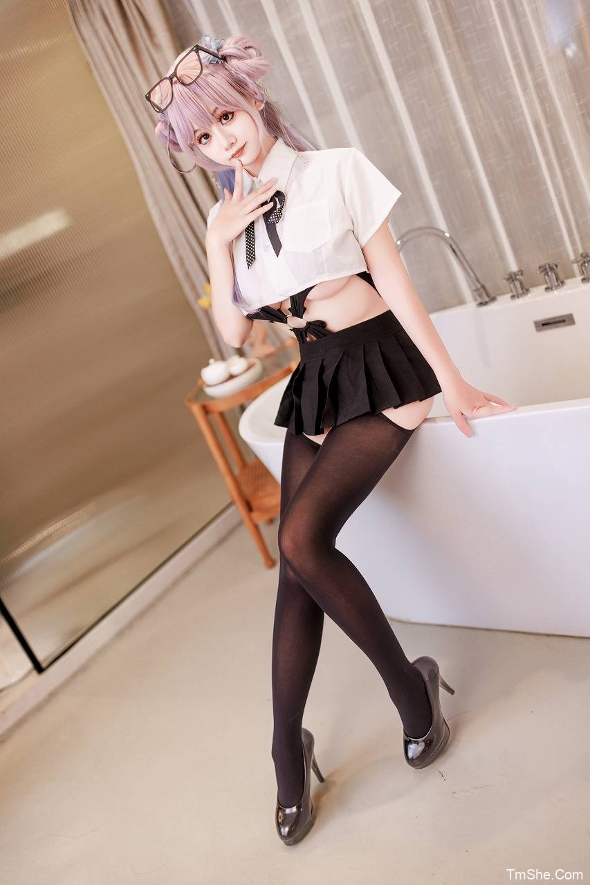 「阿雪雪」视图 – 居家女高(64P/2V/3.03GB)-猫萌