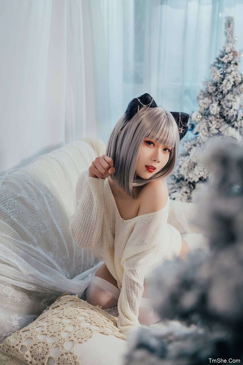 「末夜787」银纹 – 白衣猫猫(30P/398MB)-猫萌