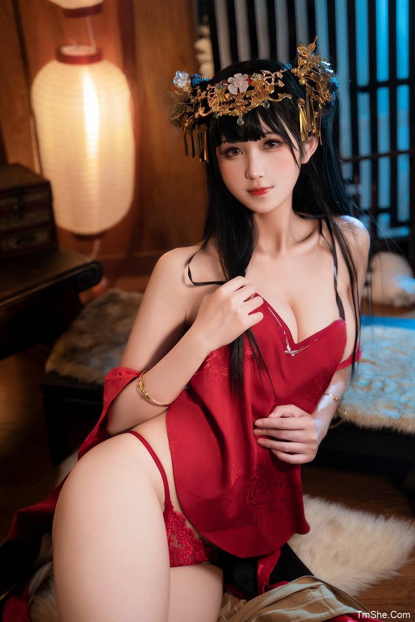 「动漫博主」三度_69 – 25新年自拍套装(62P/705MB)-猫萌