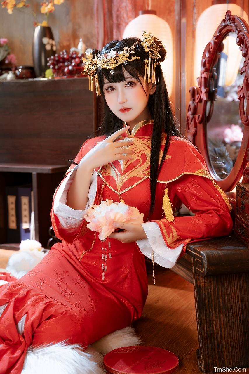 「动漫博主」三度_69 – 25新年自拍套装(62P/705MB)-猫萌