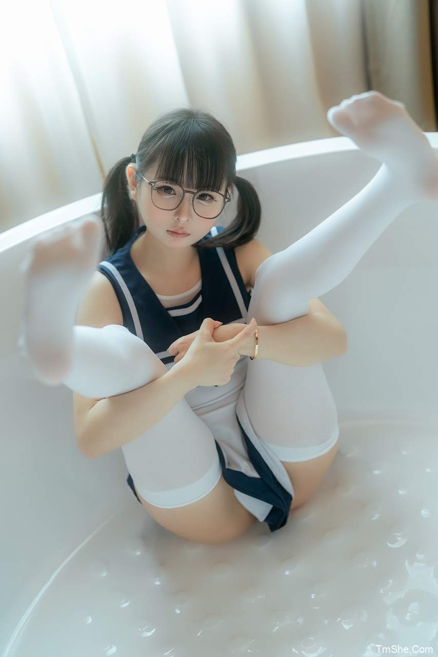 「幼水铃衣」视图 – 梦浴少女(81P/1V/2.25GB)-猫萌