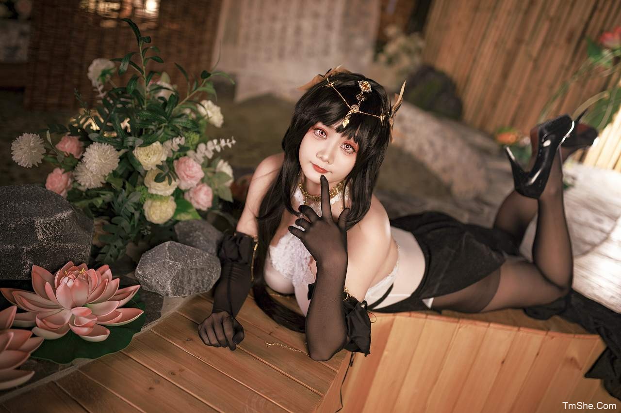 「阿雪雪」视图素材 – 镇海礼服(116P/13V/6.9GB)-猫萌