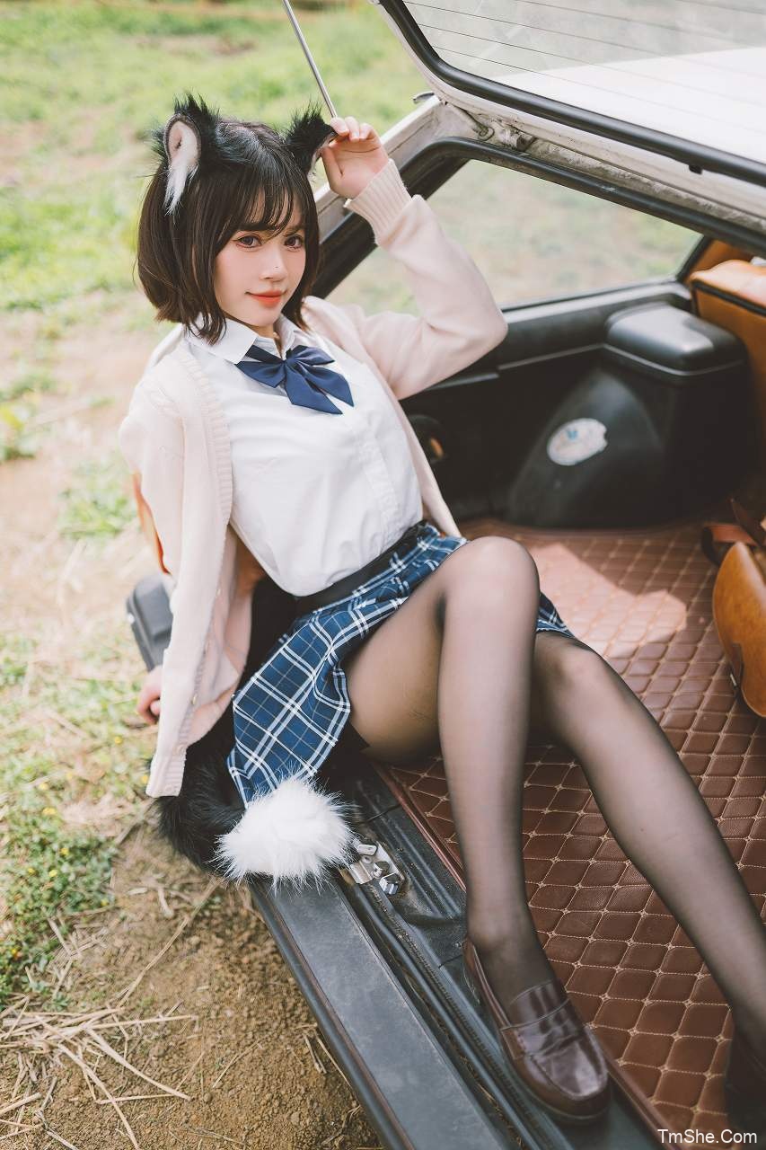 星黛鹿鹿(千反田鹿子)猫耳JK – 电子图(41P/852MB)-猫萌
