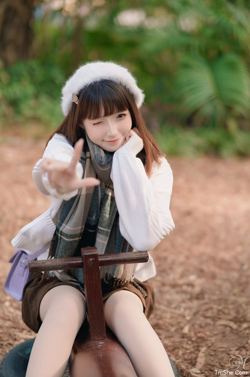 「祖木子」摄影素材 – 秋日户外JK(21P/505MB)-猫萌