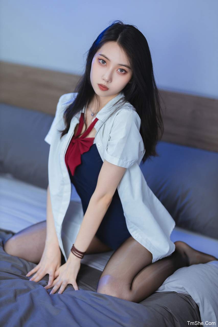 「洛桑w伊梓」图集 – 嘿丝JK(36P/328MB)-猫萌