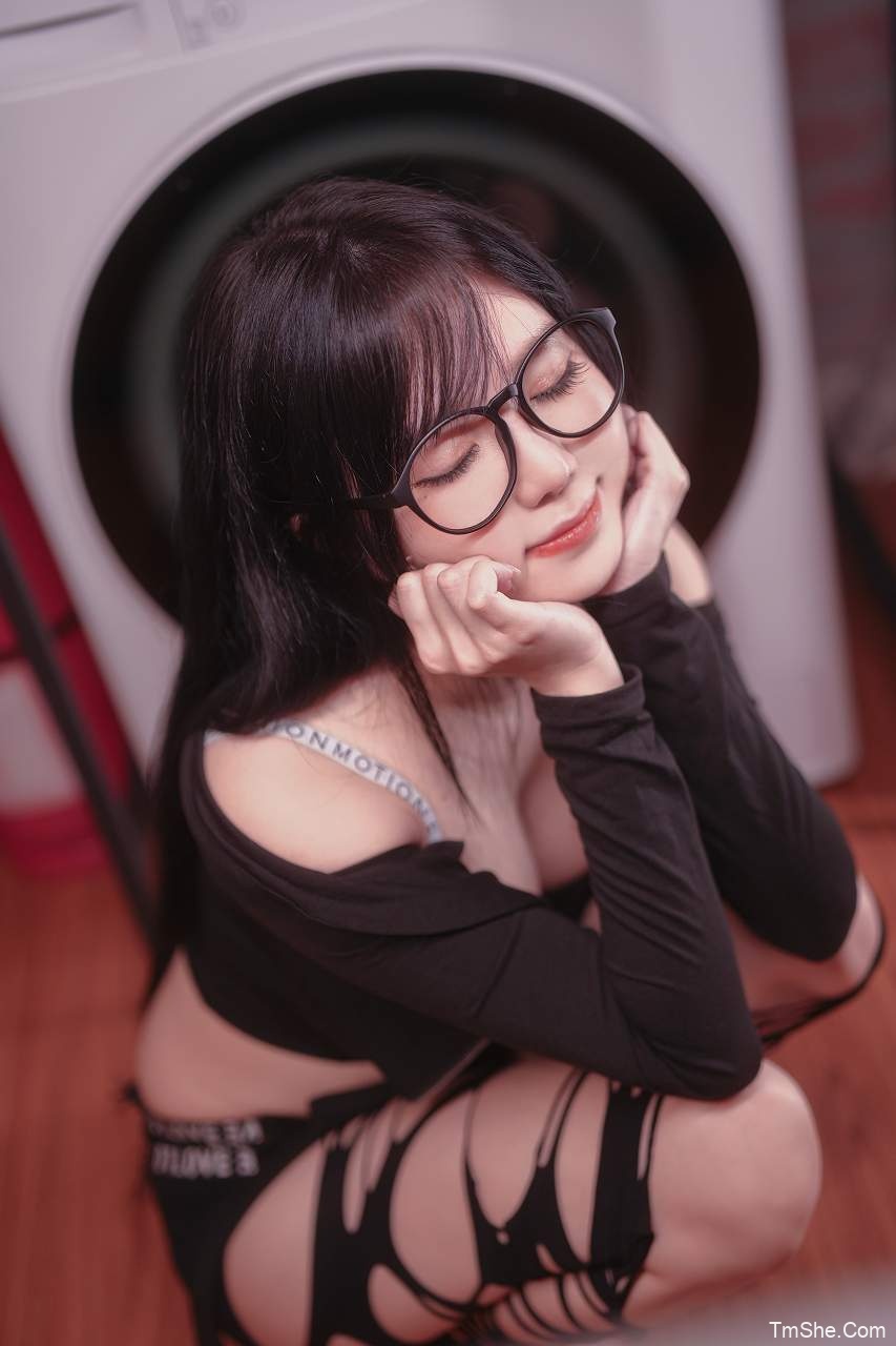 「Sally Dorasnow」25年1月 – 月费订阅(128P/2.01GB)-猫萌