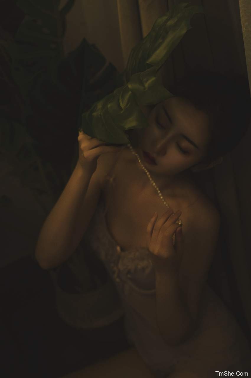 「沈梦瑶」摄影作品 – 如梦初醒(75P/1.37GB)-猫萌