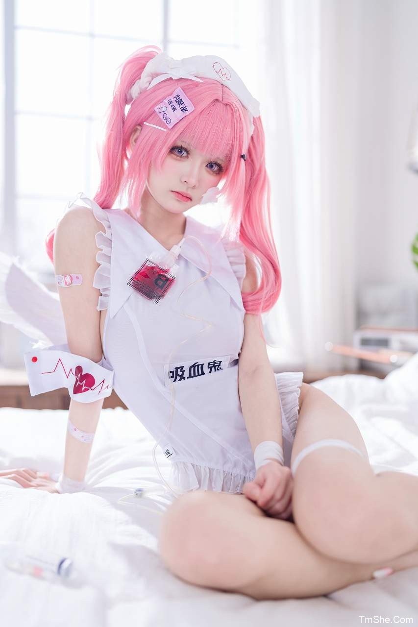 「九柒喵」护士 – 小针筒(48P/139MB)-猫萌