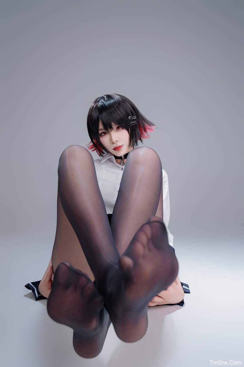 「轩萧学姐」摄影作品 – 鲨鱼妹JK(100P/1V/605MB)-猫萌