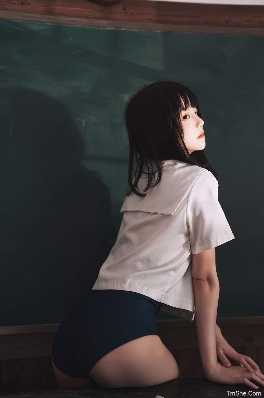 「桜桃喵」图包 – 教室死库水(48P/435MB)-猫萌