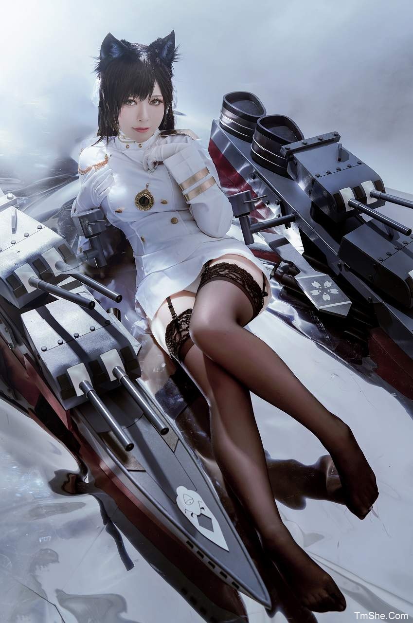 「半半子」愛宕艦装 – 出撃する(46P/322MB)-猫萌
