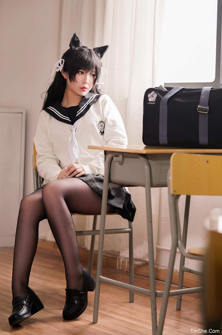 「半半子」愛宕制服 – 学園ファンタジー(26P/177MB)-猫萌