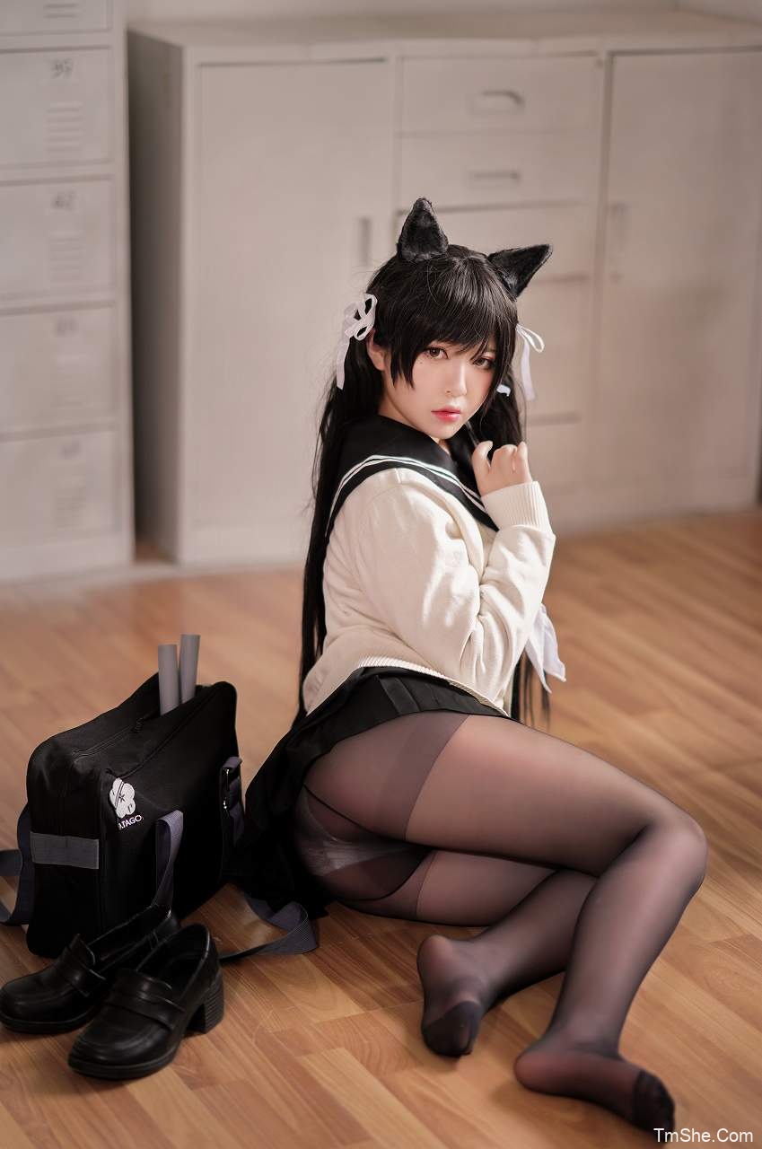「半半子」愛宕制服 – 学園ファンタジー(26P/177MB)-猫萌