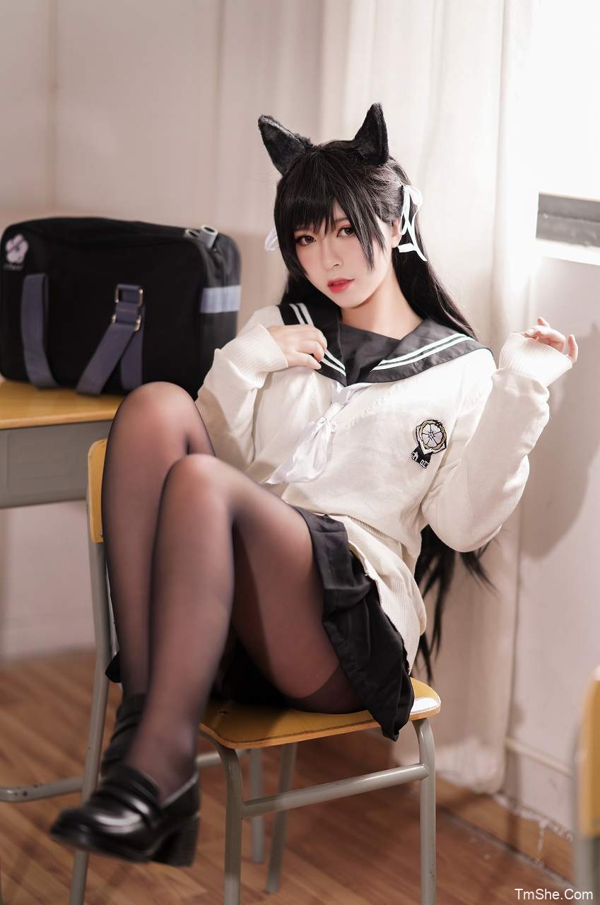 「半半子」愛宕制服 – 学園ファンタジー(26P/177MB)-猫萌