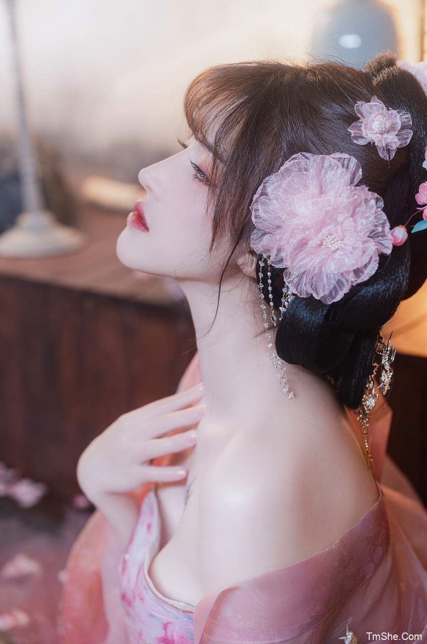 「鹿八岁baby」视图 – 花锦醉(73P/1V/755MB)-猫萌