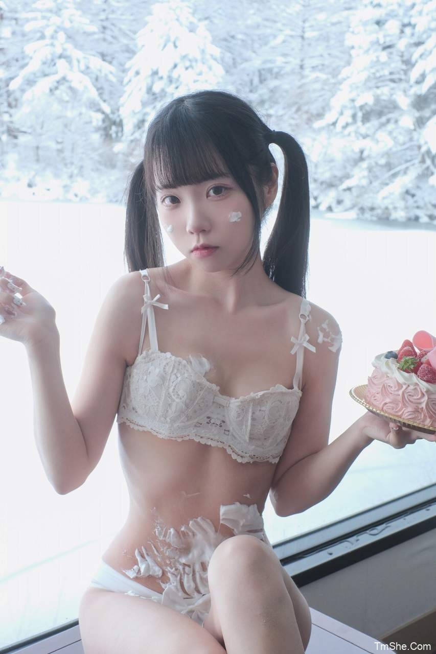 「可可小白兔」可可 – の生日月(53P/102MB)-猫萌