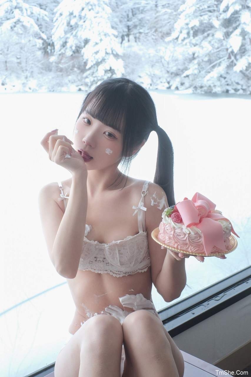 「可可小白兔」可可 – の生日月(53P/102MB)-猫萌