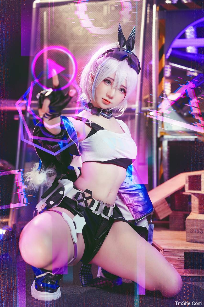 「Sally Dorasnow」Silver Wolf(25P/3V/355MB)-猫萌