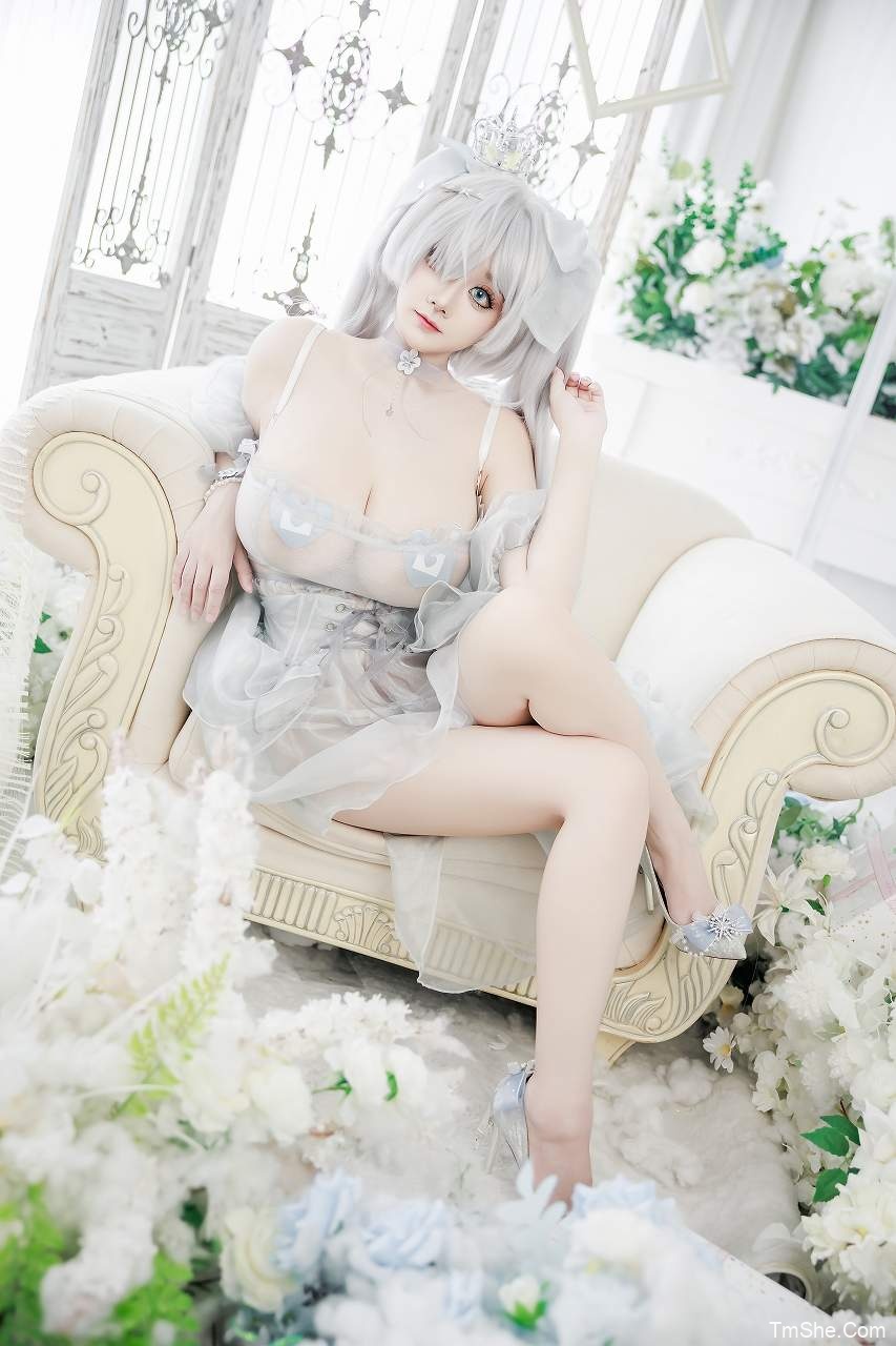 「阿雪雪」NIKKE – 灰姑娘(129P/1V/2.89GB)-猫萌
