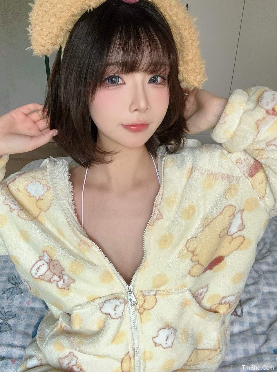 「yuuhui玉汇」4月SetB – 布丁狗(44P/1V/288MB)-猫萌