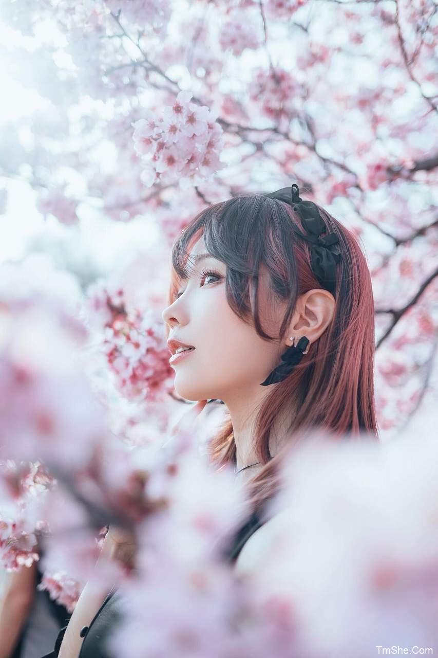 「ElyEE子」图包 – 2025.April Tier 3(92P/9V/311MB)-猫萌