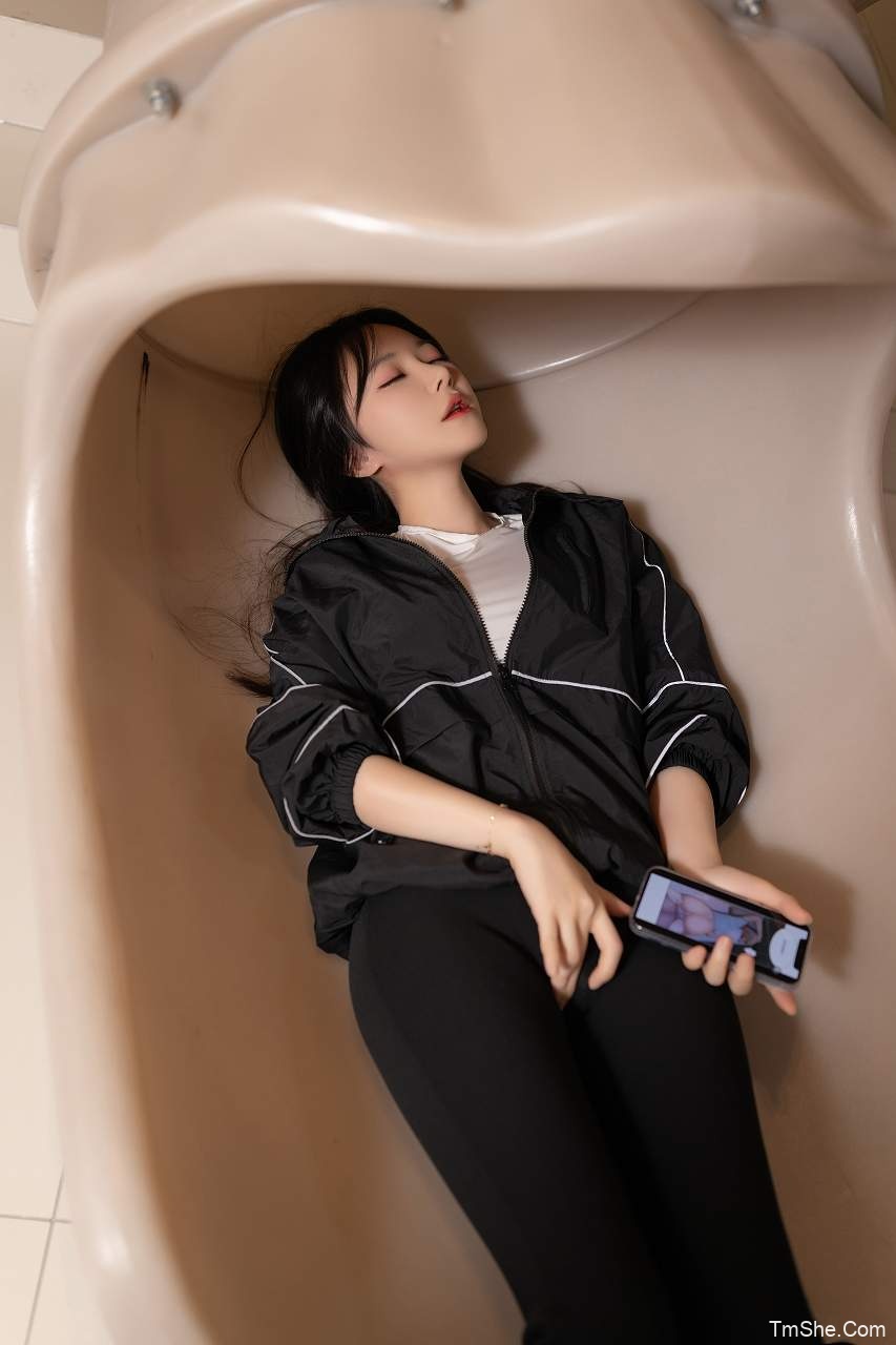 「鱼子酱fish」摄影作品 – 零碎(132P/1.20GB)-猫萌