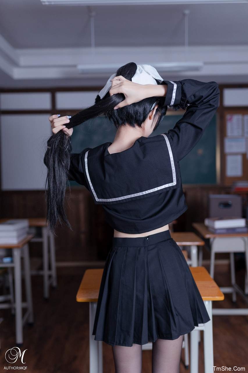「祖木子」高雄 – 制服JK(28P/304MB)-猫萌