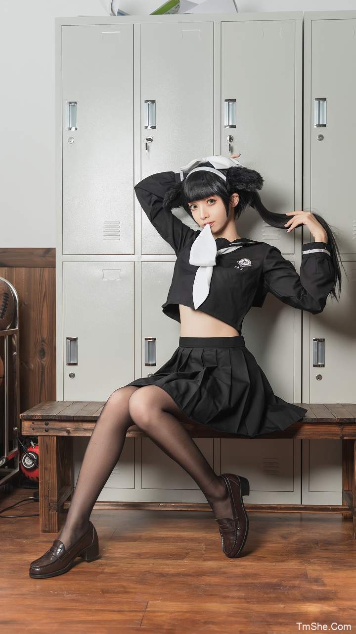 「祖木子」高雄 – 制服JK(28P/304MB)-猫萌
