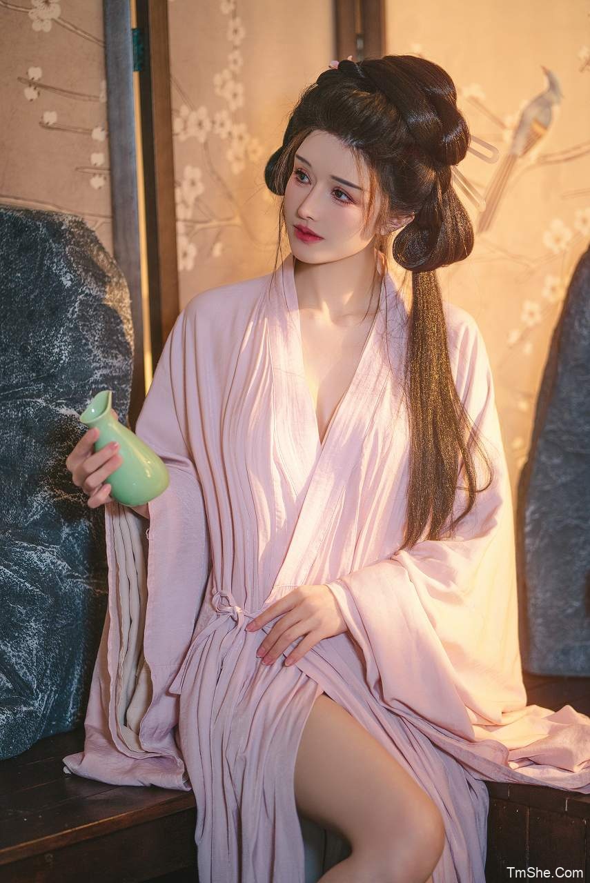 「鹿八岁baby」视图 – 烟雨暮(179P/1V/1.55GB)-猫萌