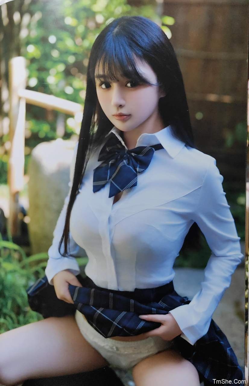 「桜井宁宁」失眠冲剂 – 实体本《宁与夏》(76P/29MB)-猫萌