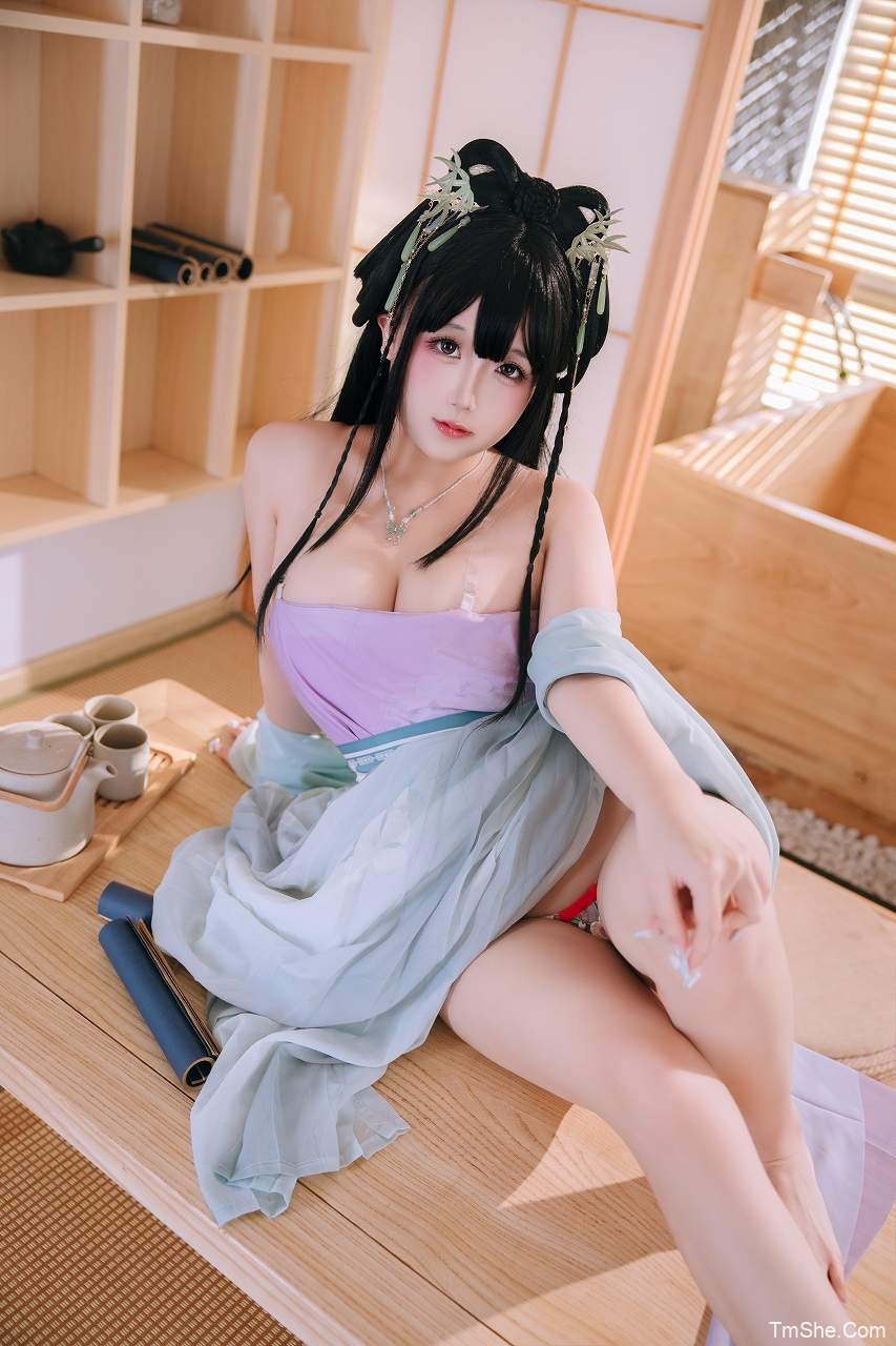 「日奈娇」视图 – 师姐(187P/5V/1.63GB)-猫萌