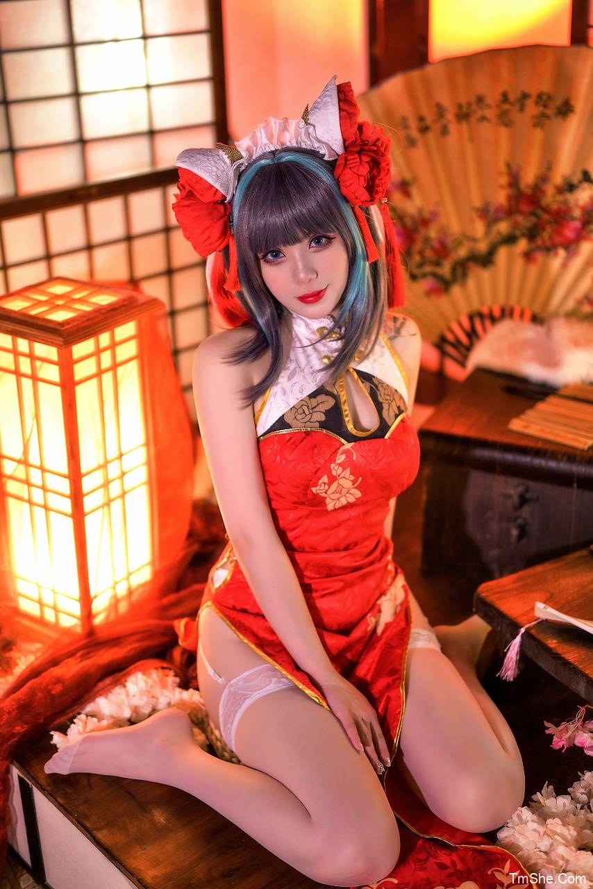 「Zyra秋」柴郡 – 红旗袍(20P/259MB)-猫萌