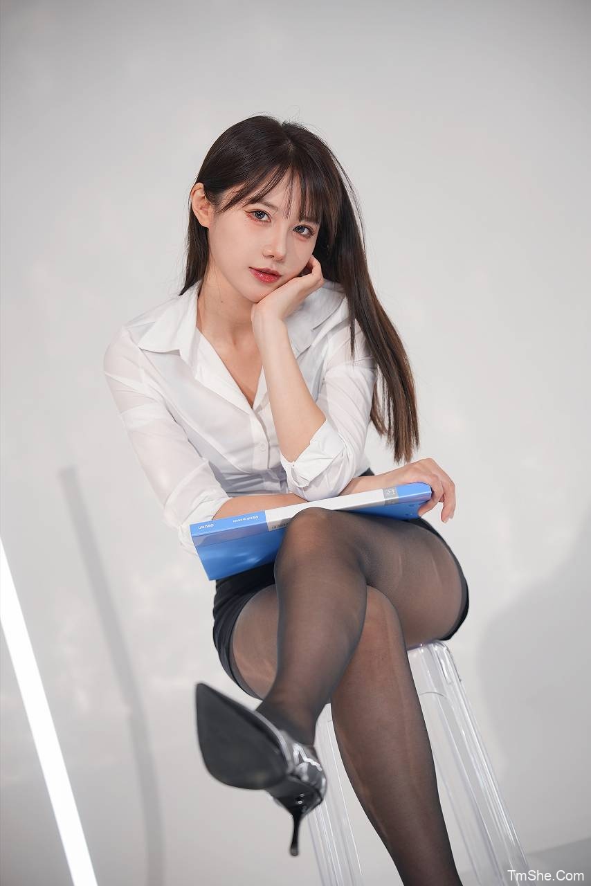 「玛萨咪Ovo」25年5月 – 舰长COS素材(157P/1.80GB)-猫萌