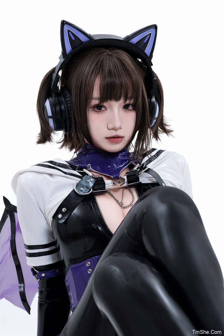 「柒柒要乖哦」摄影素材 – 胶衣猫耳娘(78P/689MB)-猫萌