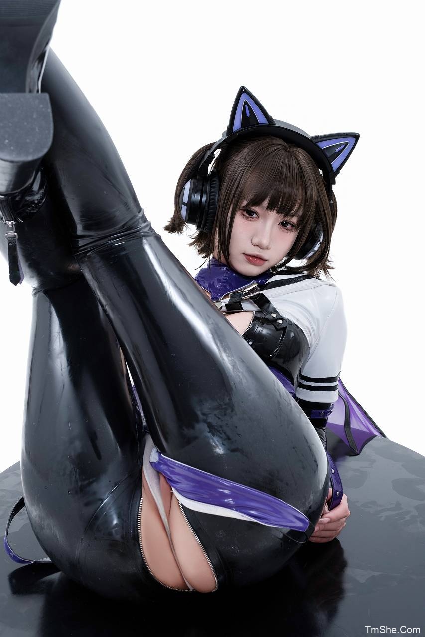 「柒柒要乖哦」摄影素材 – 胶衣猫耳娘(78P/689MB)-猫萌