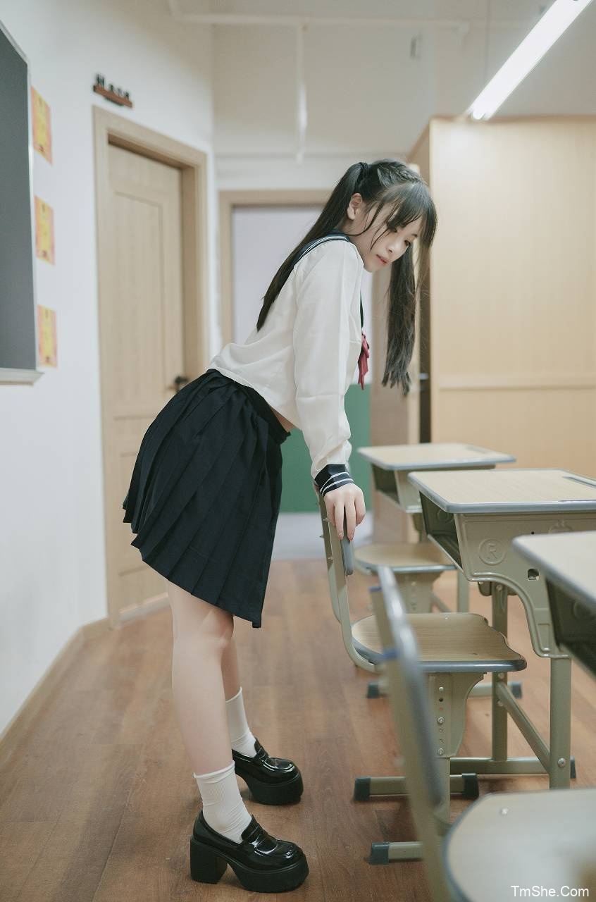 「Bangni邦尼」摄影素材 – 坏学生(97P/1.95GB)-猫萌