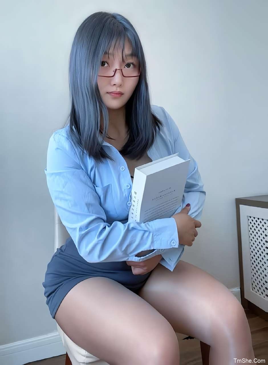 「西好运」视图 – 小秘书蓝衬衫(27P/2V/375MB)-猫萌