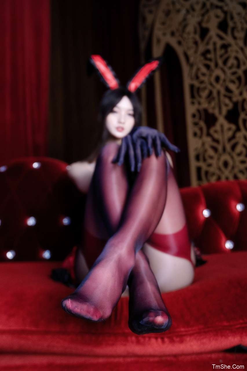 「巫小萤」舰长 – 火辣兔女郎(45P/1V/1.38GB)-猫萌