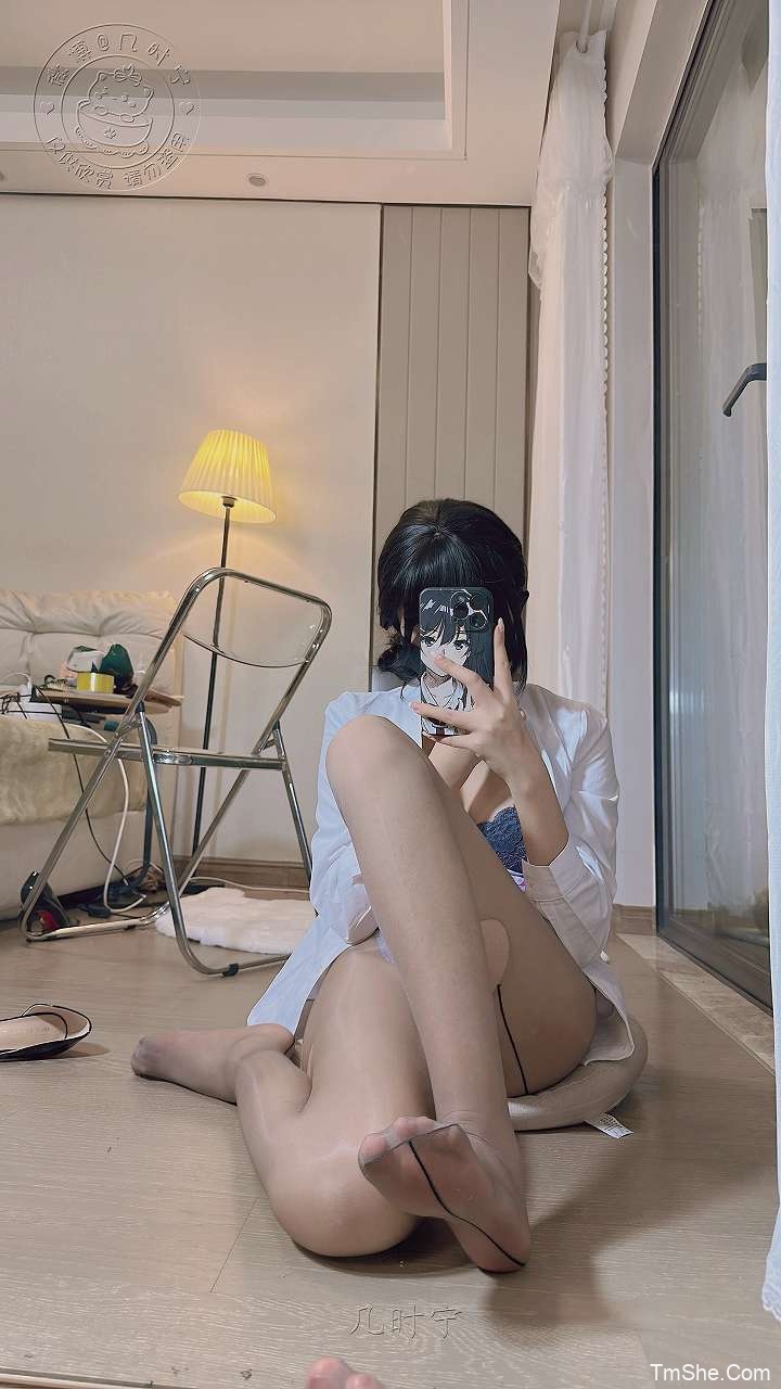「几时宁」七月​​​ – 南航+黑色蕾丝(65P/3V/2.15GB)-猫萌