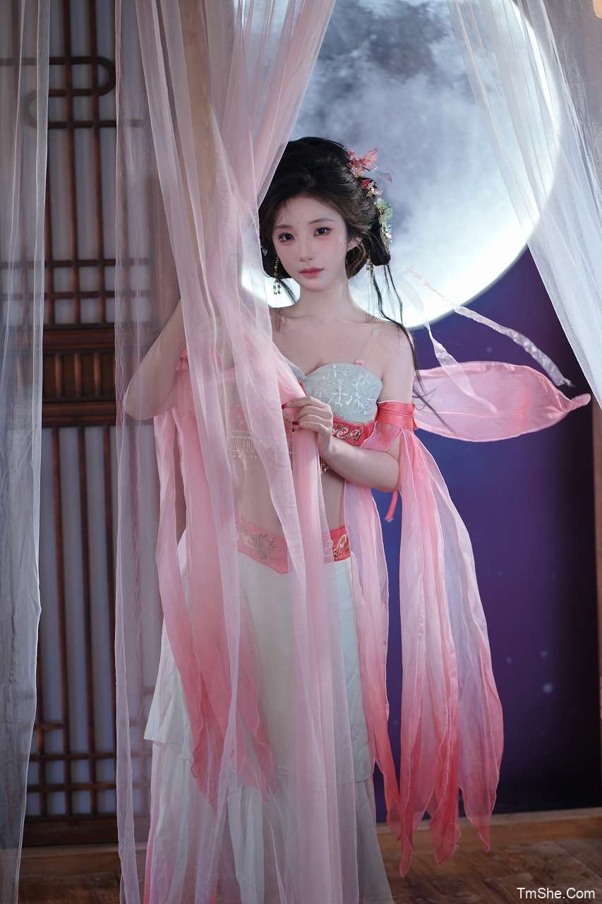 「一条小糖糖」25年8月舰长 – 视图集(122P/25V/9.81GB)-猫萌