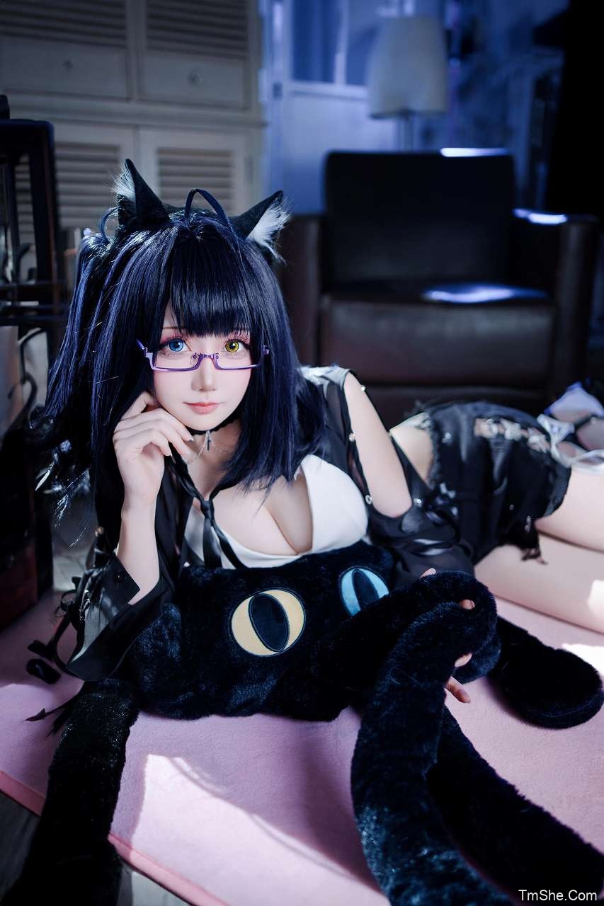 「焖焖碳」舰长 – 黑茶子(22P/286MB)-猫萌