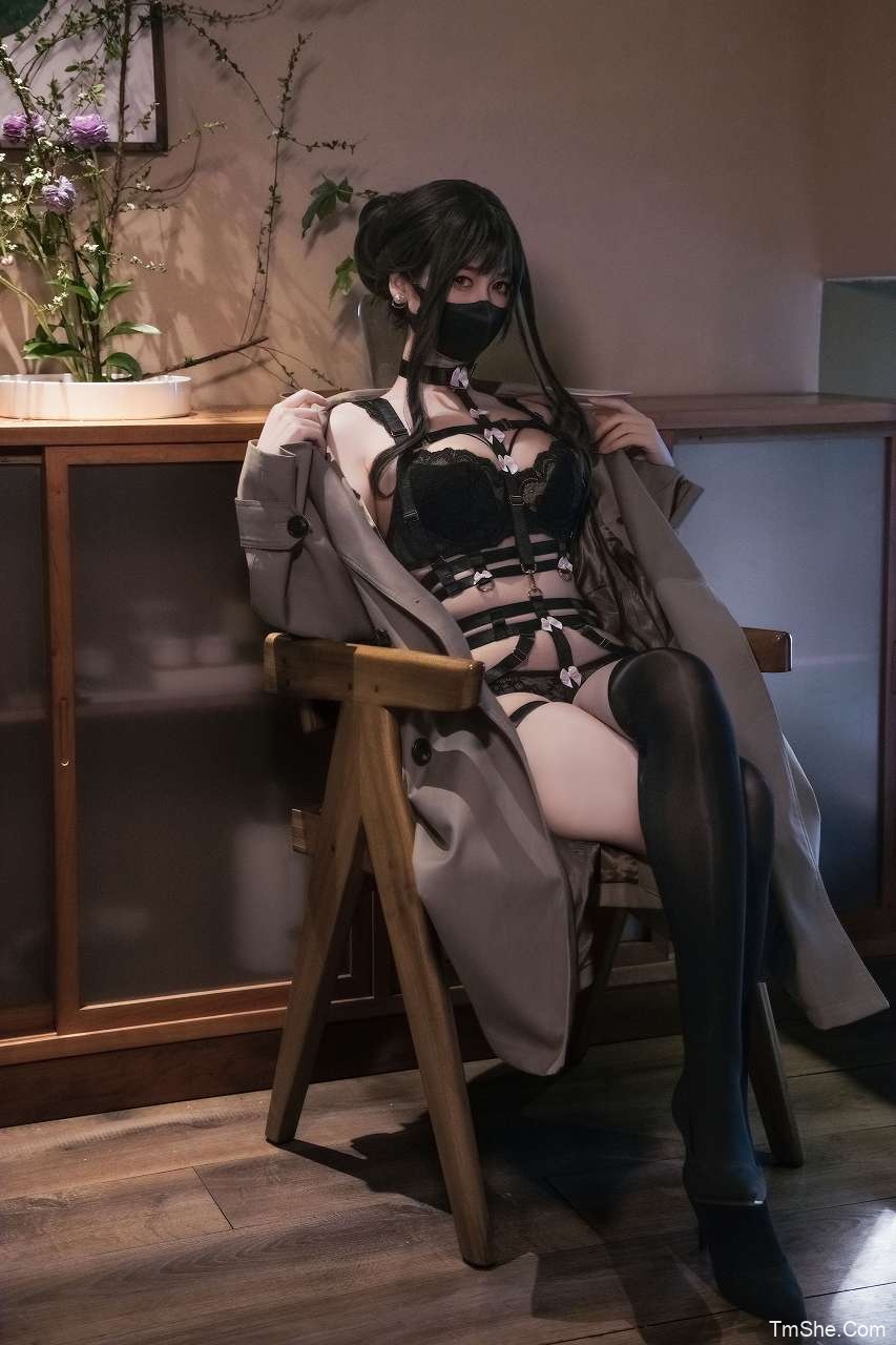 「izumi泉桃子」绘画素材 – 秘密通勤(69P/1.93GB)-猫萌