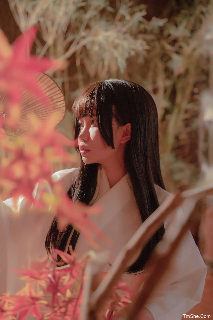 「猪突猛蛋」摄影素材 – 深闺(40P/340MB)-猫萌