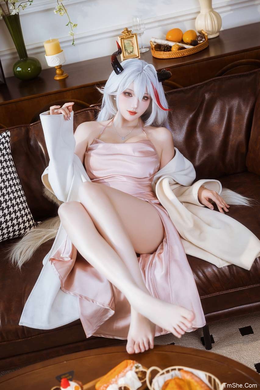 「瓜希酱」绘画素材 – 埃吉尔睡衣(20P/72MB)-猫萌