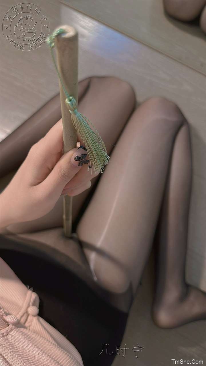 「几时宁」八月​​​ – 反差+瑜伽(80P/4V/1.13GB)-猫萌