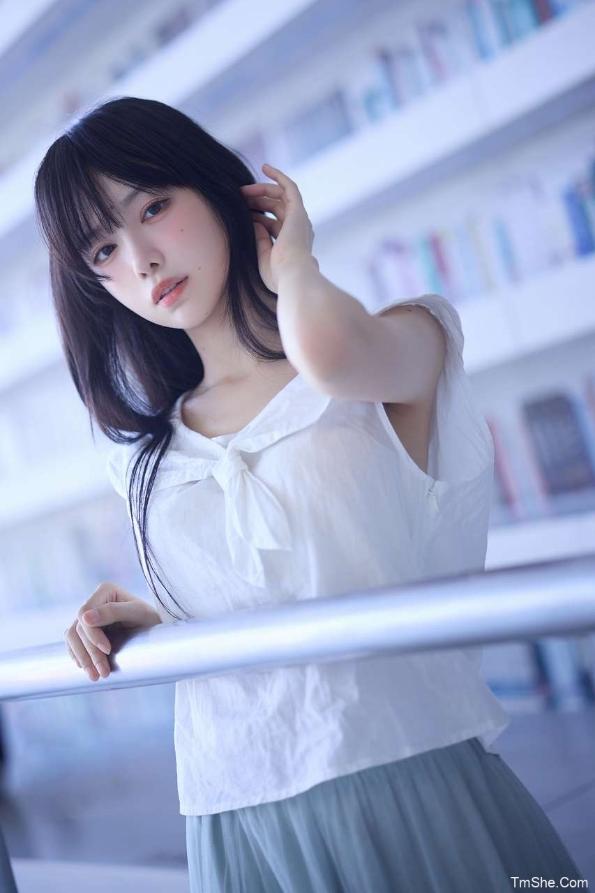 「Shika小鹿鹿」摄影素材 – 图书馆(16P/295MB)-猫萌