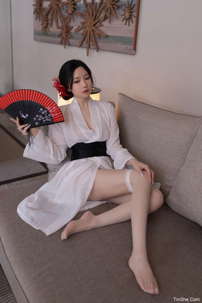 「鱼子酱fish」摄影作品 – 寂(122P/1.42GB)-猫萌