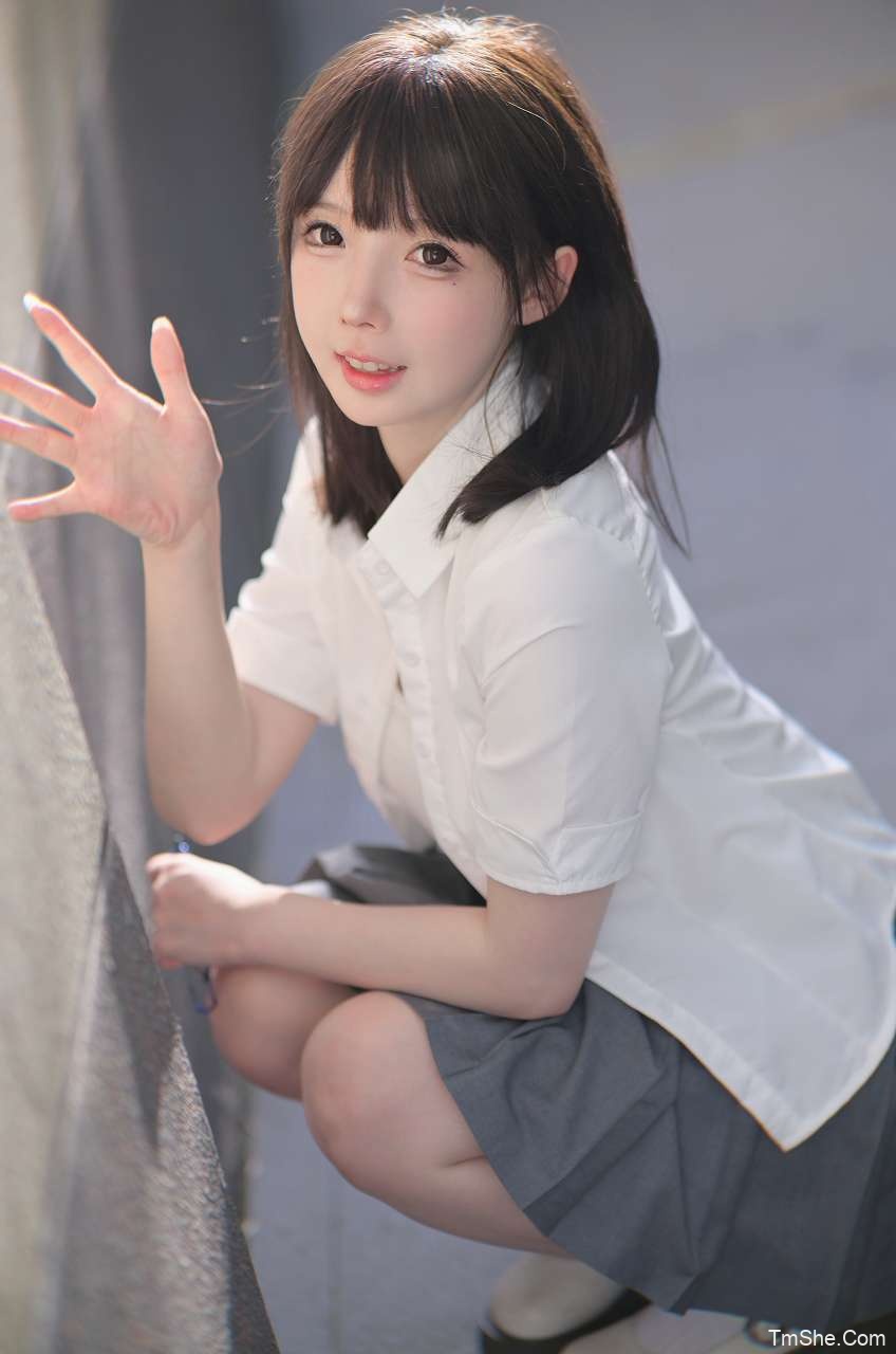 「幼蓝蓝」绘画素材 爱宕+白衬衫(17P/139MB)-猫萌