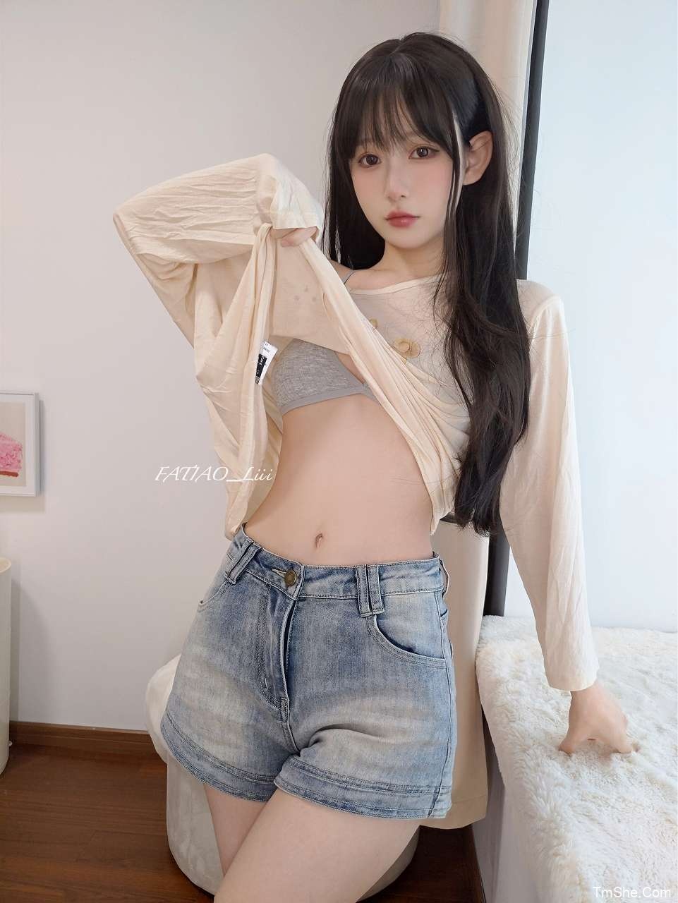 「迷之呆梨」25年08月 – fantia会员订阅(127P/1V/452MB)-猫萌