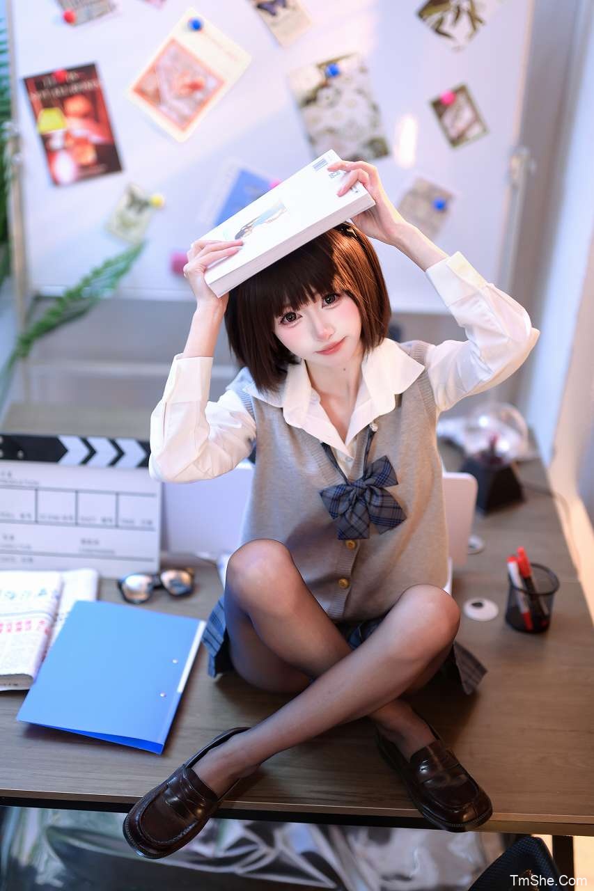 「COSER小梦酱」办公室 – 短发JK(44P/820MB)-猫萌